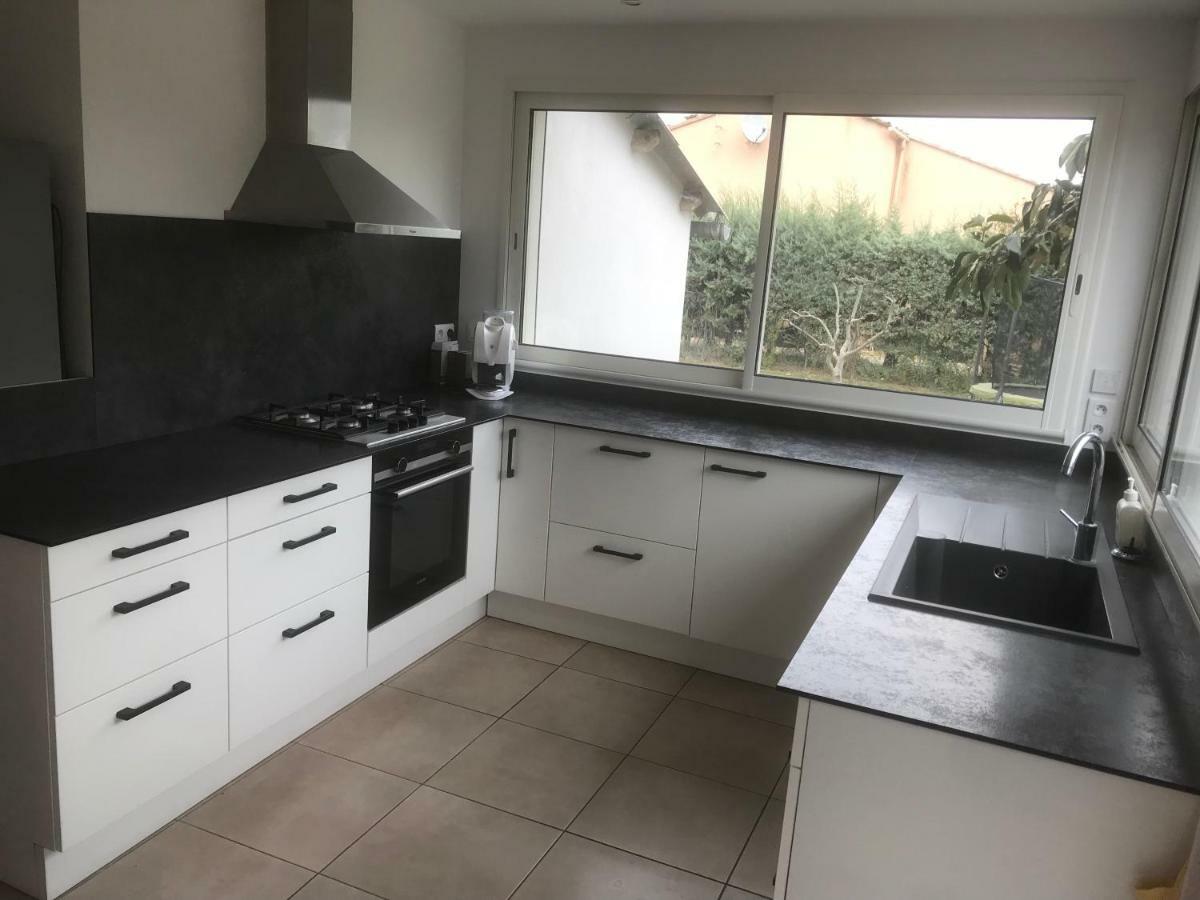 Au Domaine De Lea Appartement Hyères Buitenkant foto